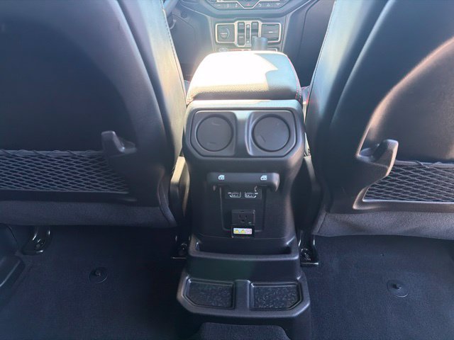 Used 2026 Jeep Wrangler Unlimited Rubicon w/ Safety Group AWD/4WD image 39