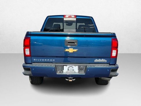 Used 2018 Chevrolet Silverado 1500 High Country image 5