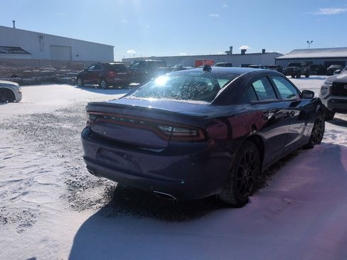 Used 2018 Dodge Charger GT image 5