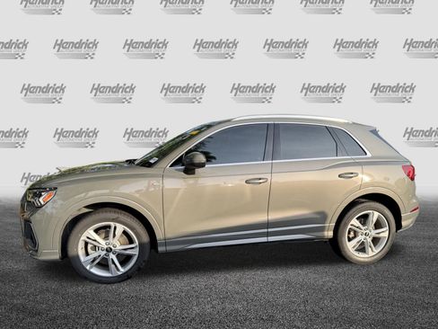 Used 2023 Audi Q3 2.0T Premium w/ Convenience Package AWD/4WD image 6