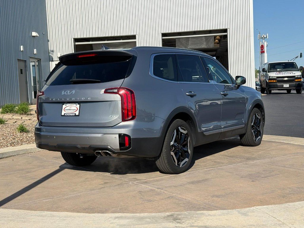 Used 2025 Kia Telluride S AWD/4WD image 5