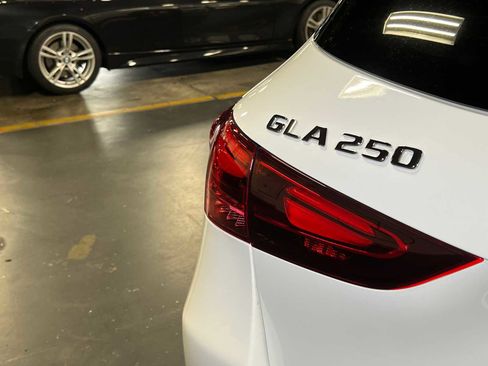 Certified 2025 Mercedes-Benz GLA 250 4MATIC image 14