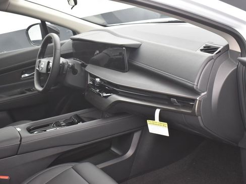 New 2025 Nissan Murano SV image 6