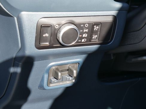 New 2025 Ford Maverick XLT w/ XLT Luxury Package image 5