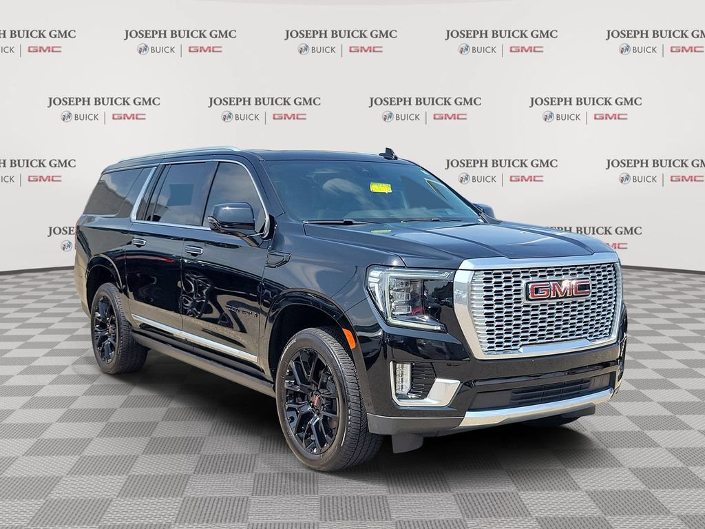 Used 2023 GMC Yukon XL Denali w/ Denali Reserve Package AWD/4WD image 1