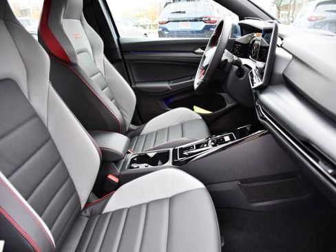 New 2026 Volkswagen GTI SE image 32