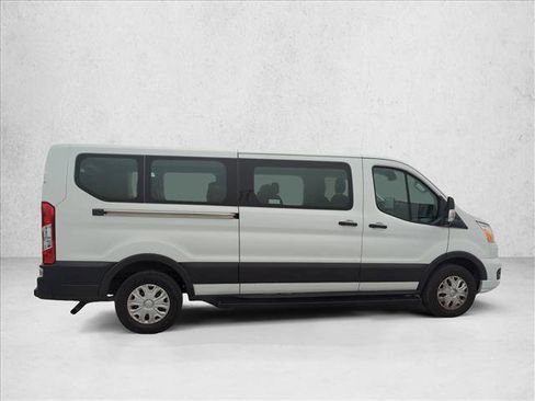Used 2022 Ford Transit 350 XLT image 4