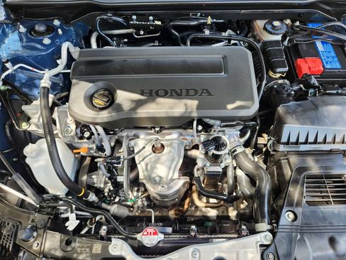 Used 2025 Honda Civic Sport image 22