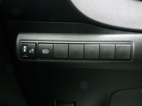 Used 2025 Toyota Corolla LE FWD image 12