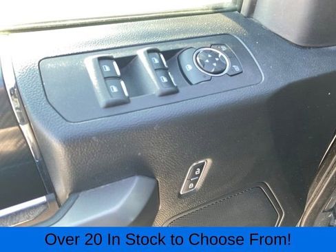 Used 2019 Ford F150 XLT w/ Equipment Group 302A Luxury AWD/4WD image 18