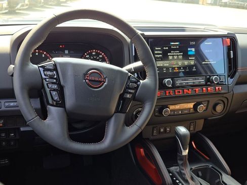 New 2025 Nissan Frontier PRO-4X w/ Pro Premium Package image 19