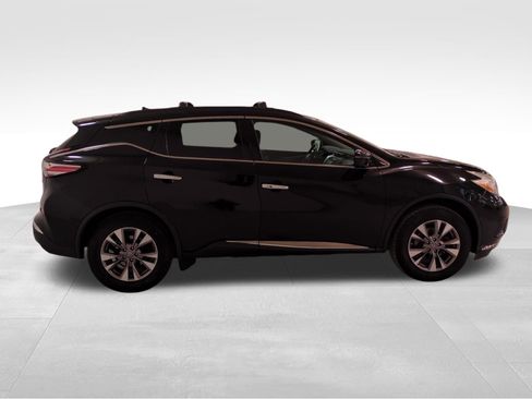 Used 2016 Nissan Murano SV image 3