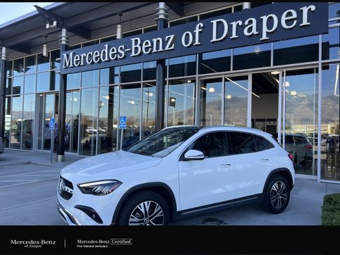 Certified 2025 Mercedes-Benz GLA 250 4MATIC image 1