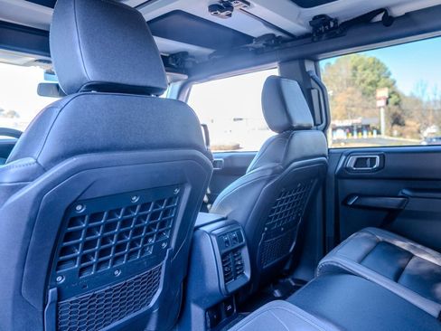 Used 2025 Ford Bronco Badlands image 20