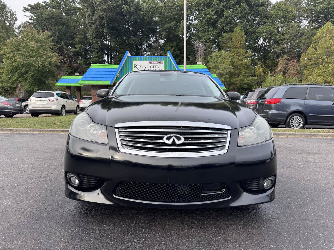 Used 2009 INFINITI M35 w/ Technology Pkg RWD image 2