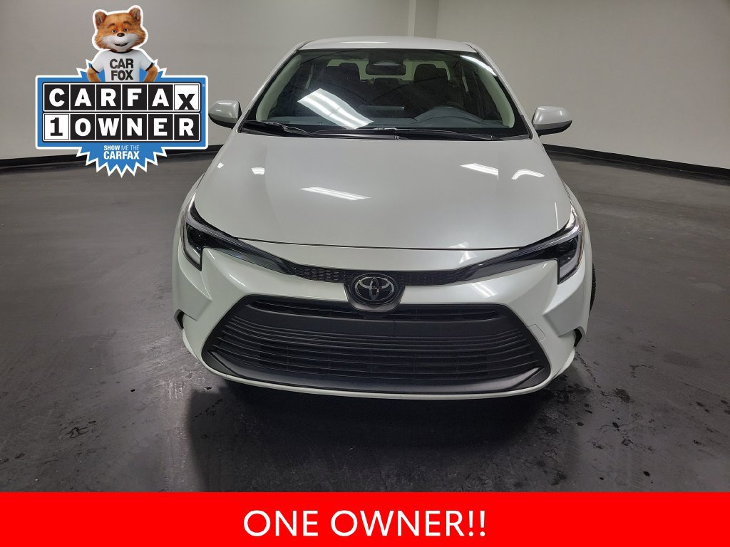Used 2026 Toyota Corolla LE FWD image 3