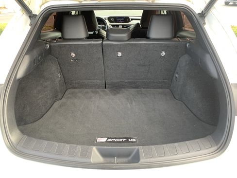 Certified 2019 Lexus UX 200 F Sport image 34