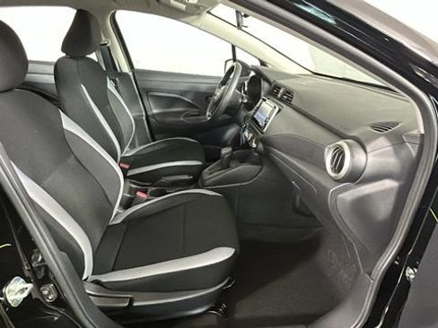 Used 2025 Nissan Versa S w/ Trunk Package FWD image 30