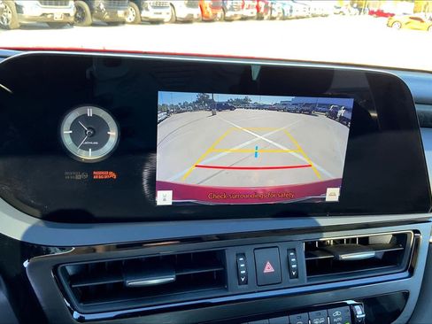 Used 2024 Lexus ES 250 w/ Premium Package image 55