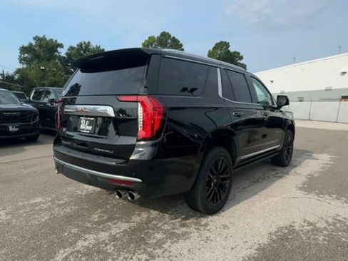Used 2021 GMC Yukon Denali AWD/4WD image 8