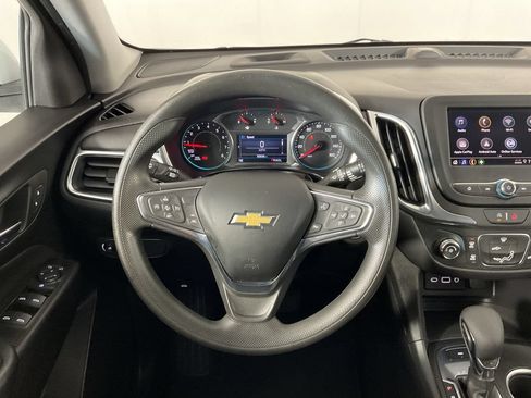 Used 2023 Chevrolet Equinox LT AWD/4WD image 12