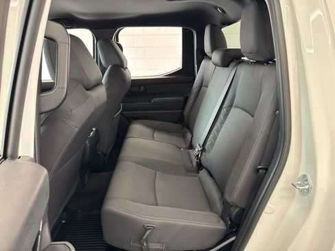 Certified 2024 Toyota Tacoma SR AWD/4WD image 35