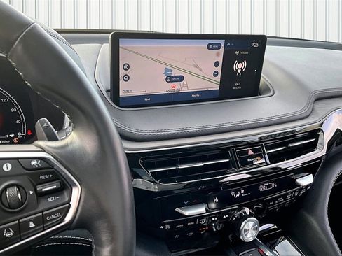 Used 2024 Acura MDX SH-AWD w/ Advance Package image 9