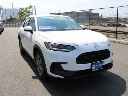 New 2026 Honda HR-V LX image 4