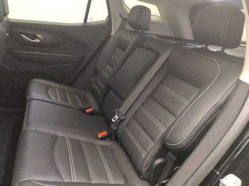 Used 2022 GMC Terrain Denali image 18