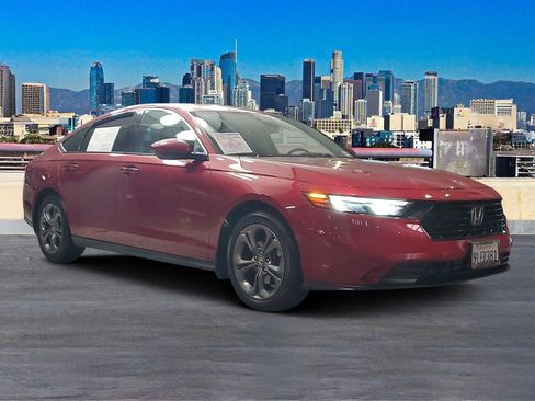 Used 2024 Honda Accord EX image 3