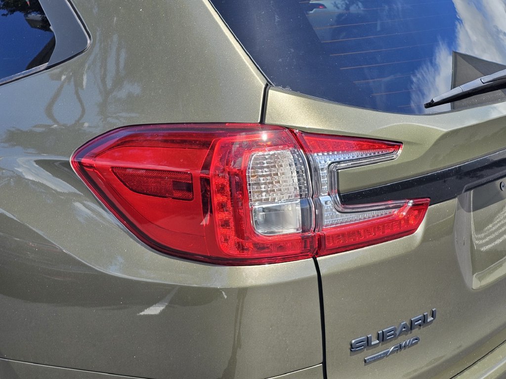 Used 2024 Subaru Ascent Onyx Edition AWD/4WD image 8