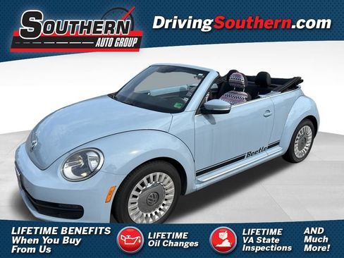 Used 2013 Volkswagen Beetle 2.5 FWD image 1