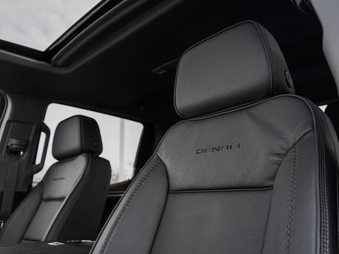 New 2026 GMC Sierra 1500 Denali AWD/4WD image 18