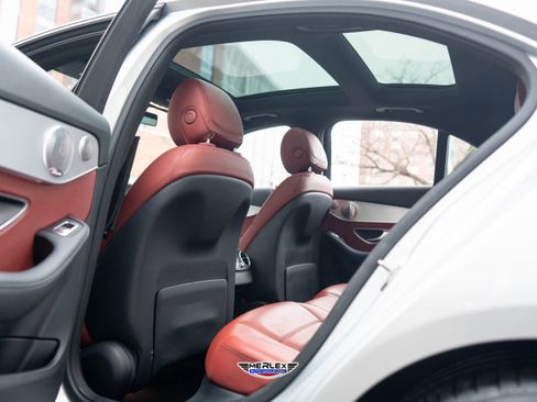 Used 2020 Mercedes-Benz C 300 4MATIC Sedan w/ AMG Line image 21