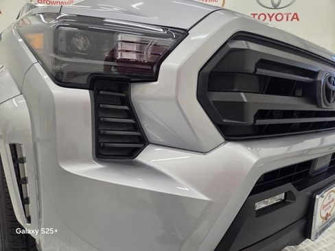 New 2026 Toyota Tacoma SR5 image 9