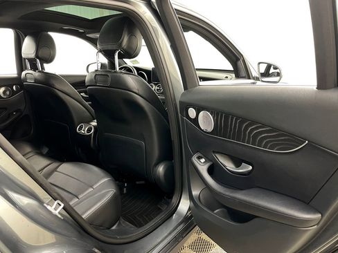 Used 2018 Mercedes-Benz GLC 300 4MATIC image 42