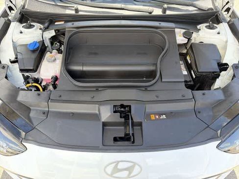 Used 2023 Hyundai Ioniq 6 SEL AWD/4WD image 11