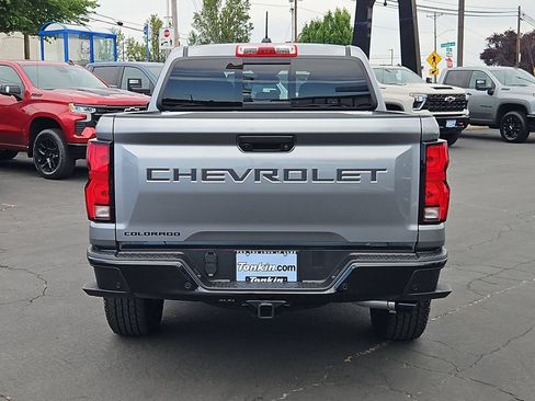 Used 2026 Chevrolet Colorado Z71 w/ Technology Package AWD/4WD image 5