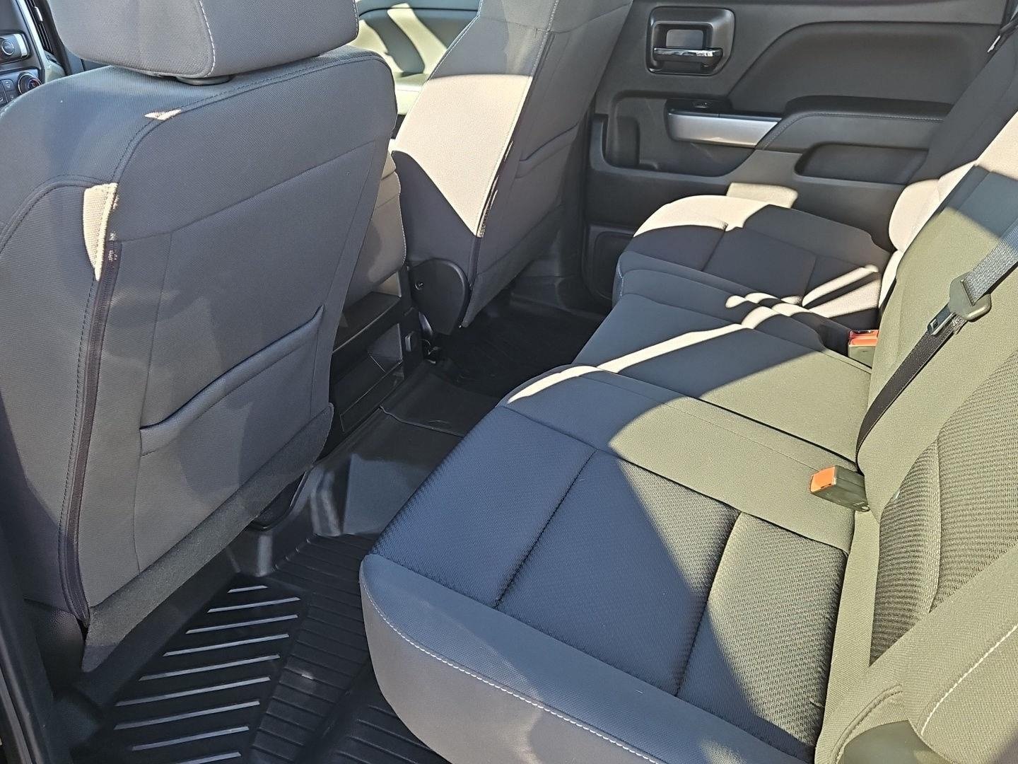 Used 2018 Chevrolet Silverado 1500 LT w/ All Star Edition AWD/4WD image 16