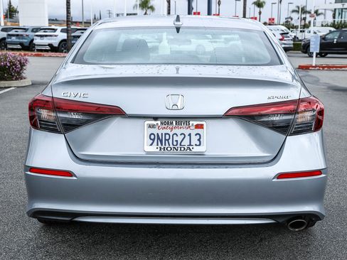 Used 2025 Honda Civic Sport image 6