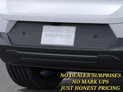 New 2026 Chevrolet Equinox EV LT w/ Convenience Package II image 14