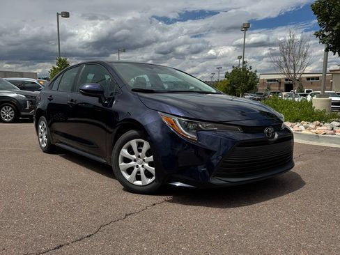 Used 2024 Toyota Corolla LE FWD image 1