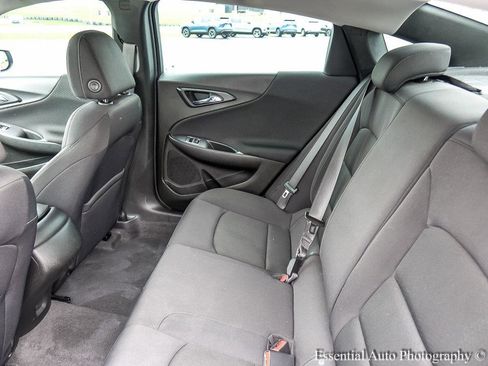 Used 2023 Chevrolet Malibu RS FWD image 18