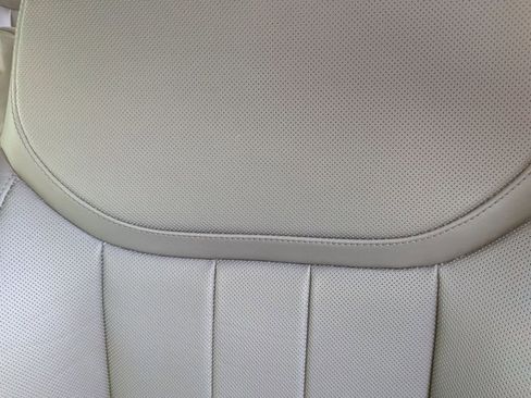 Certified 2024 Land Rover Range Rover Long Wheelbase SE image 14