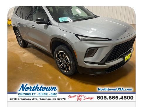 Used 2025 Buick Enclave Sport Touring image 14