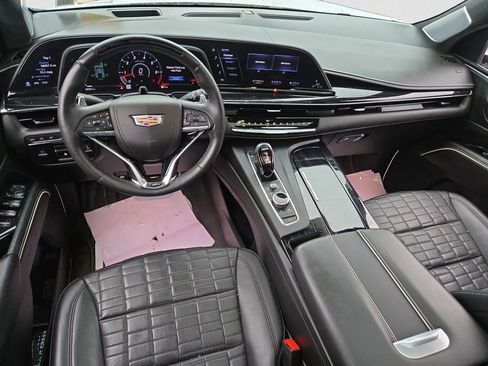 Certified 2024 Cadillac Escalade V w/ LPO, ONYX Package image 18