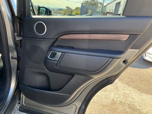 Used 2020 Land Rover Discovery HSE Luxury AWD/4WD image 65