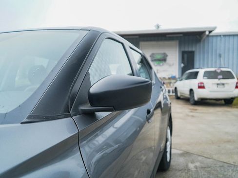 Used 2024 Nissan Kicks S image 32