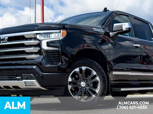 Used 2024 Chevrolet Silverado 1500 High Country AWD/4WD image 21
