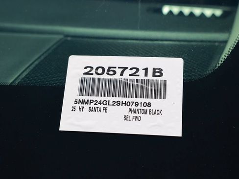Used 2025 Hyundai Santa Fe SEL FWD image 45